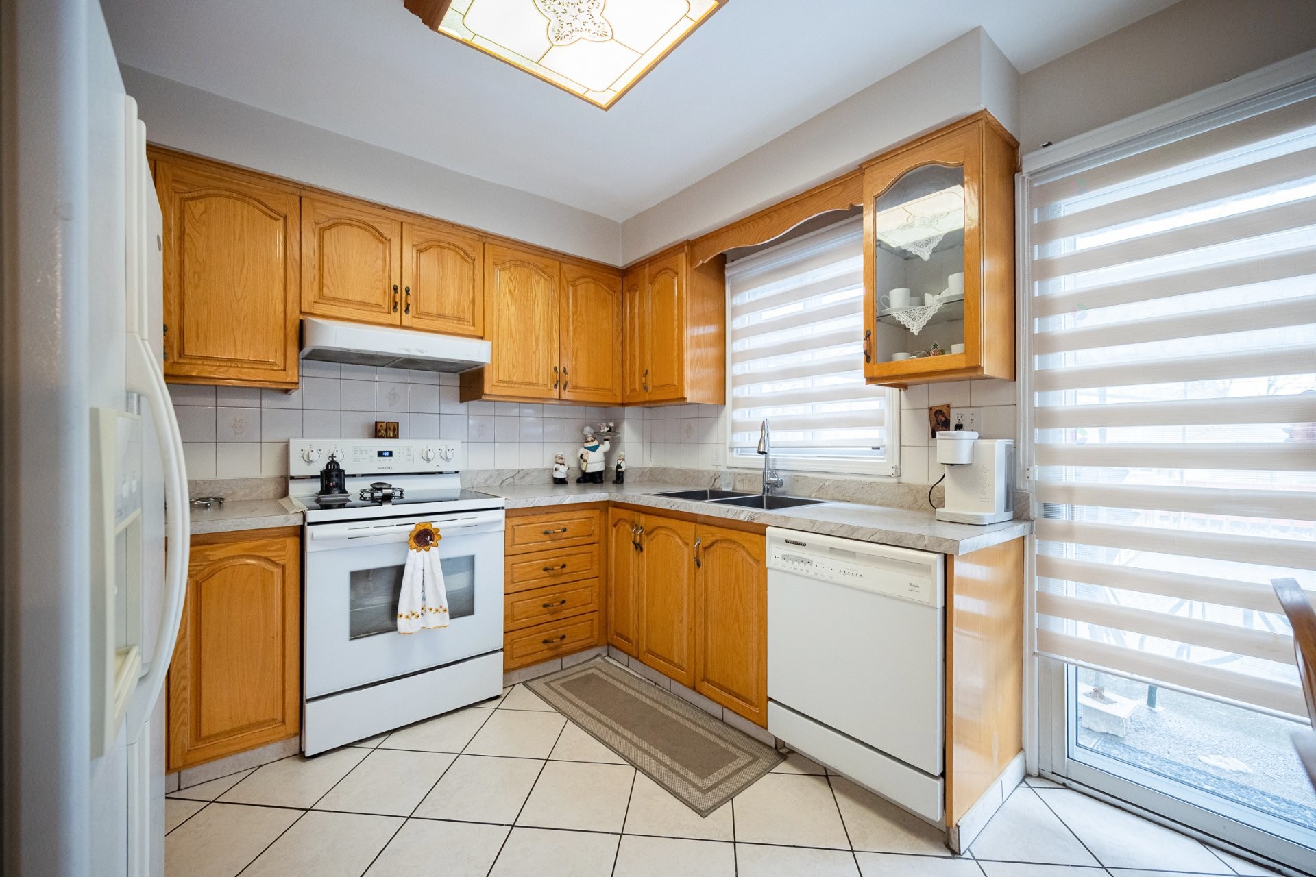 









1446


Rue Franklin

,
Laval (Chomedey),




QC
H7W1K6

