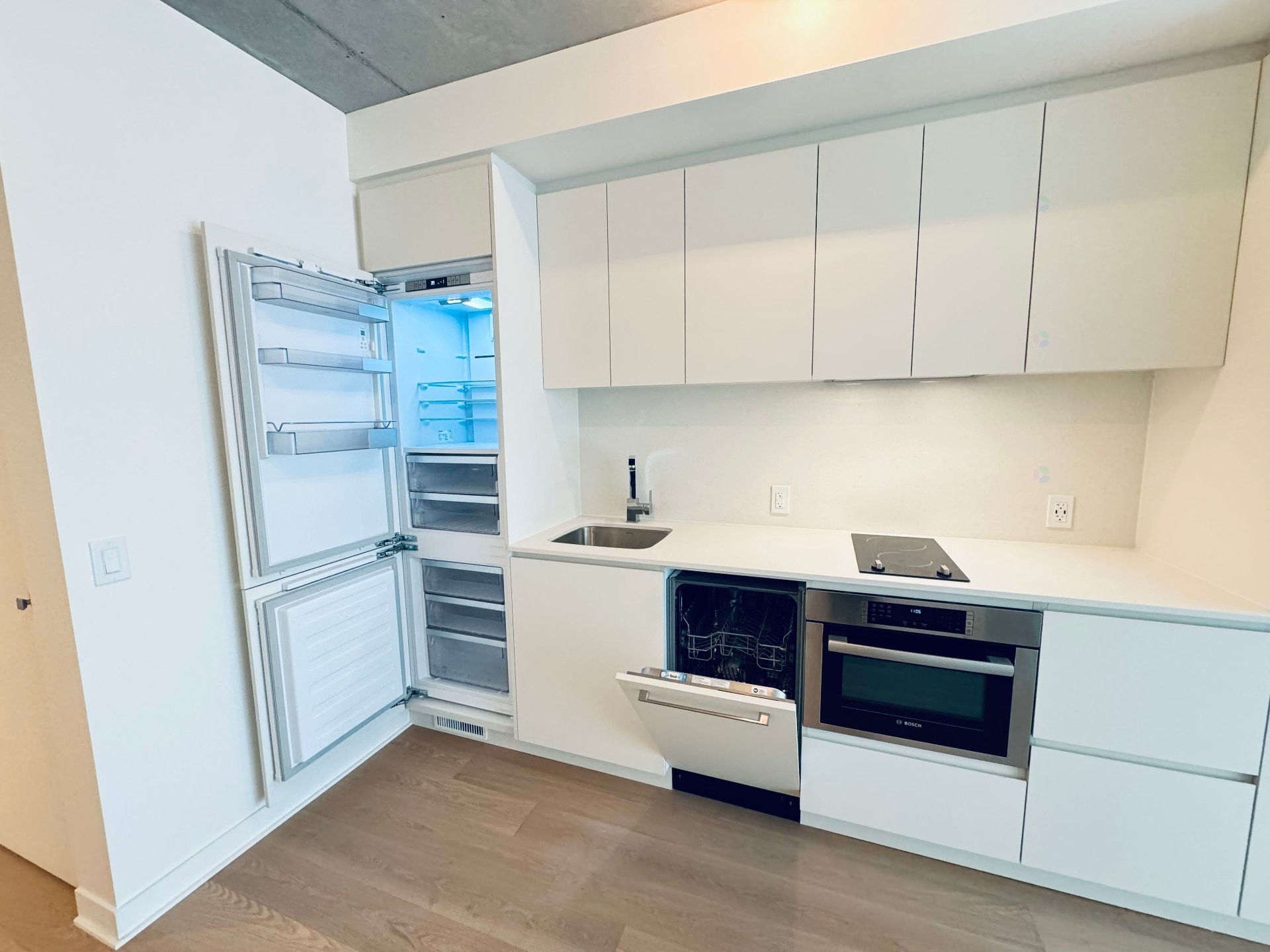 









360


Rue Mayor

, 810,
Montréal (Ville-Marie),




QC
H3A0J4

