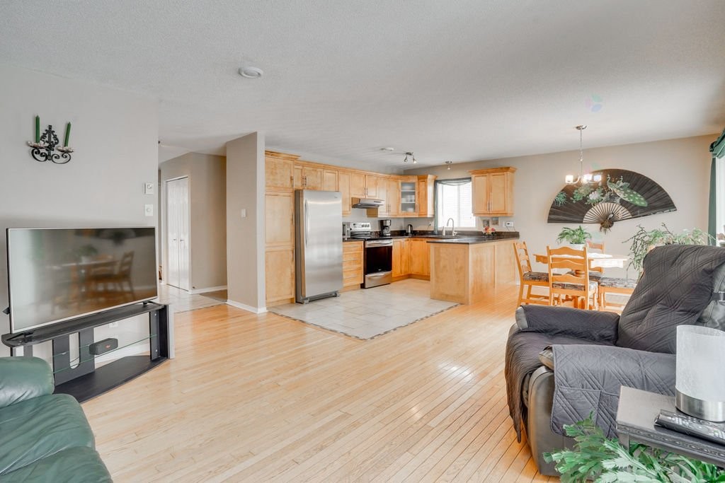 









143


Rue Beaulac

,
Gatineau (Aylmer),




QC
J9H6M9

