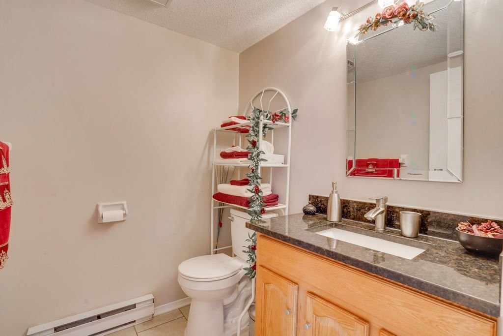 









143


Rue Beaulac

,
Gatineau (Aylmer),




QC
J9H6M9

