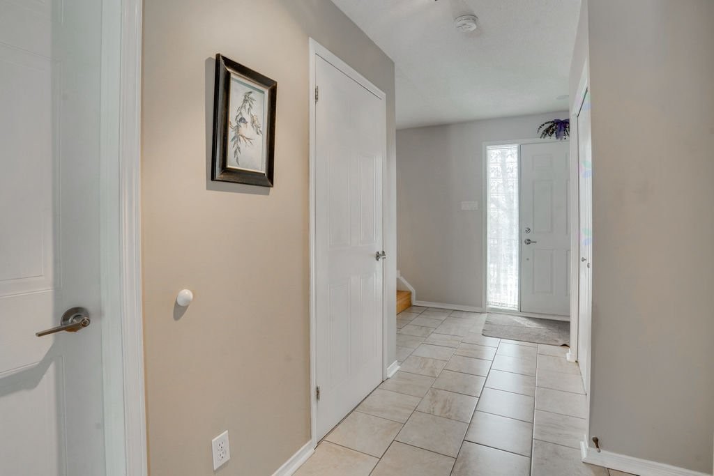 









143


Rue Beaulac

,
Gatineau (Aylmer),




QC
J9H6M9

