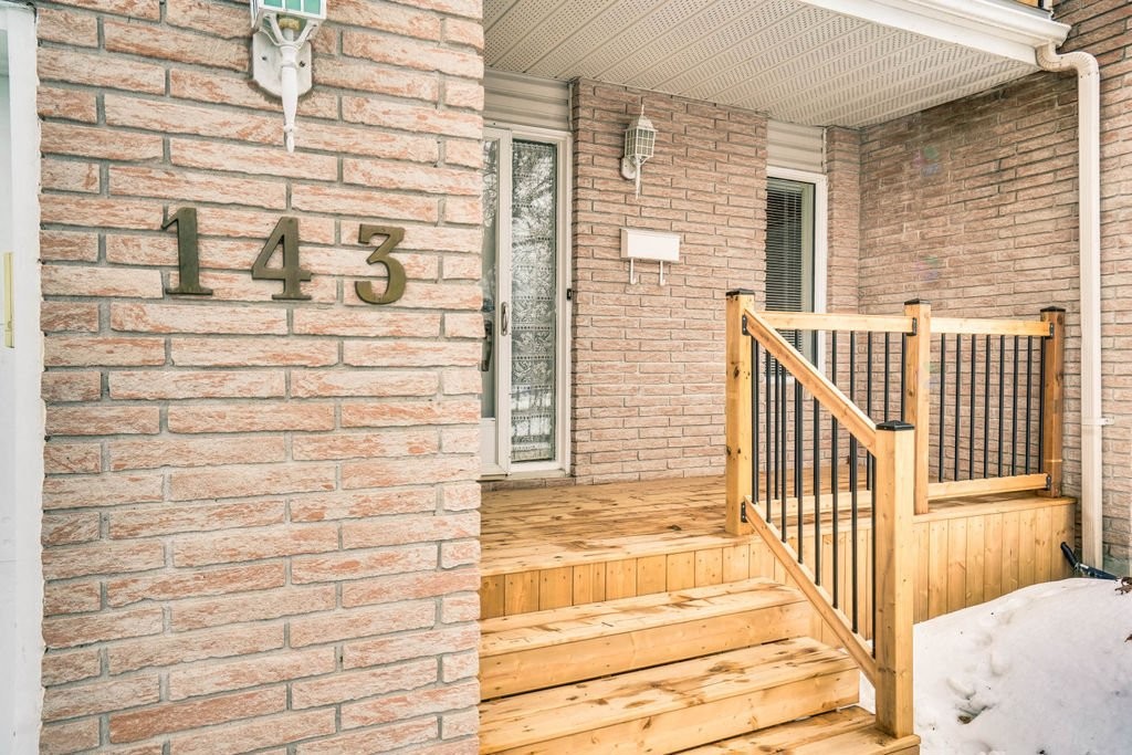 









143


Rue Beaulac

,
Gatineau (Aylmer),




QC
J9H6M9

