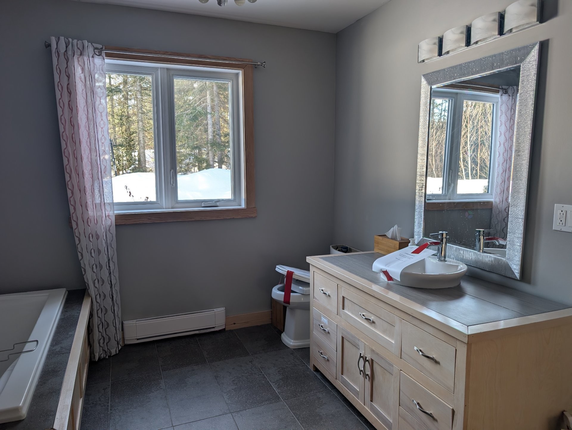 









2004


Ch. du Boisé

,
Notre-Dame-de-la-Merci,




QC
J0T2A0

