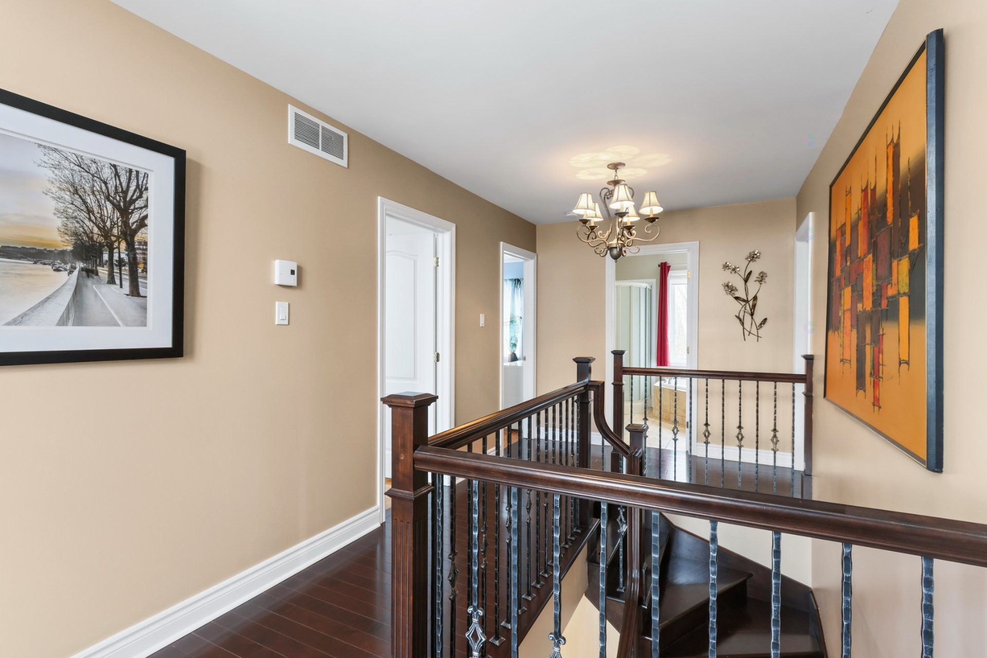 









51


8e Avenue

,
Beauharnois,




QC
J6N0G8

