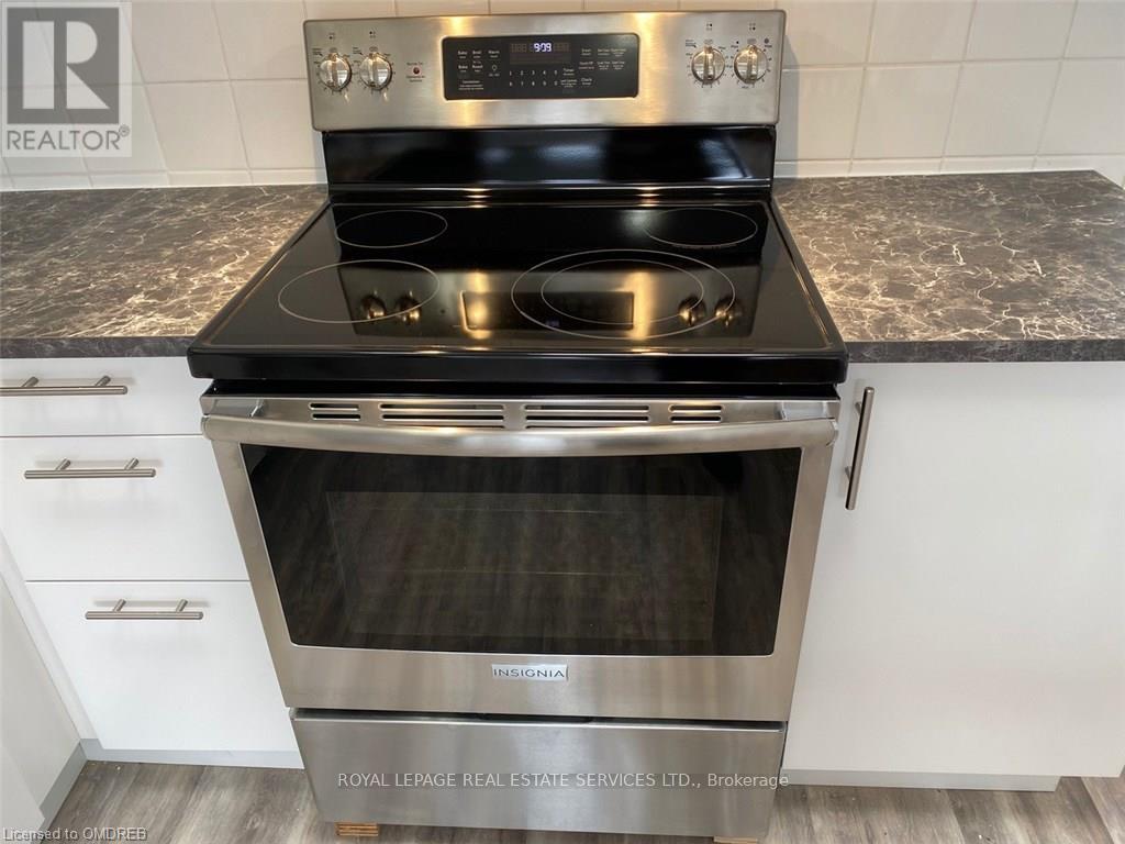 












SECOND FLOOR - 385 KERR STREET

,
Oakville,




Ontario
L6K3B9

