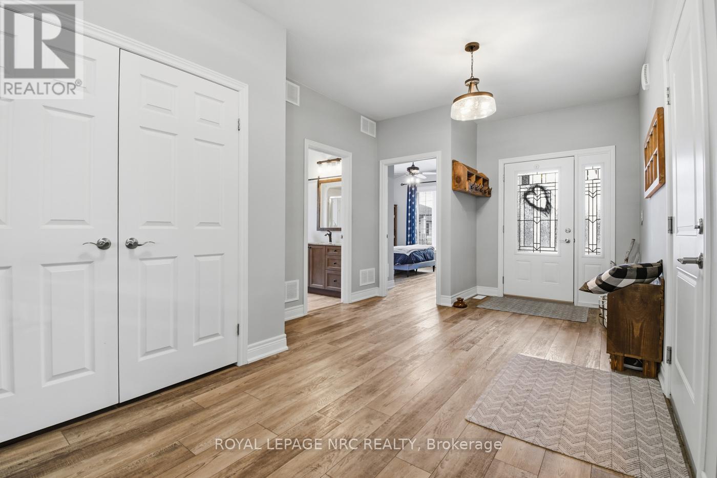 












67 HICKORY COURT

,
Port Colborne (Sugarloaf),




Ontario
L3K0B2

