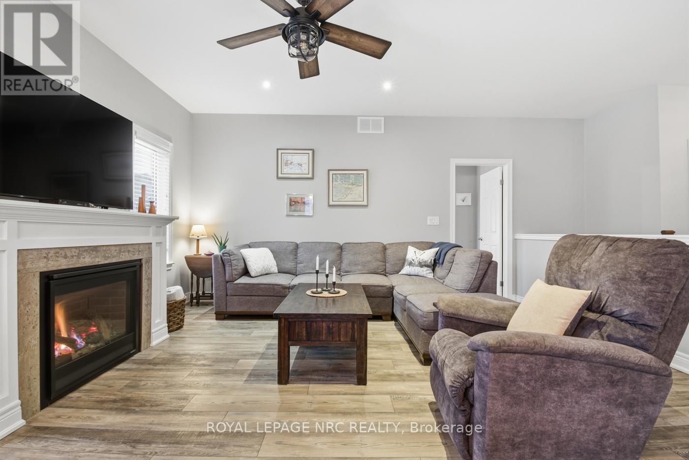 












67 HICKORY COURT

,
Port Colborne (Sugarloaf),




Ontario
L3K0B2

