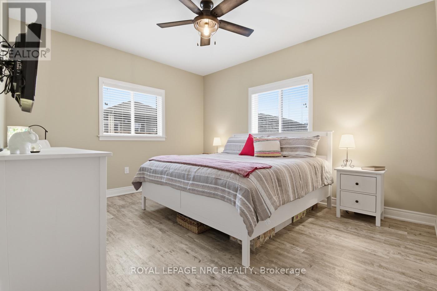 












67 HICKORY COURT

,
Port Colborne (Sugarloaf),




Ontario
L3K0B2

