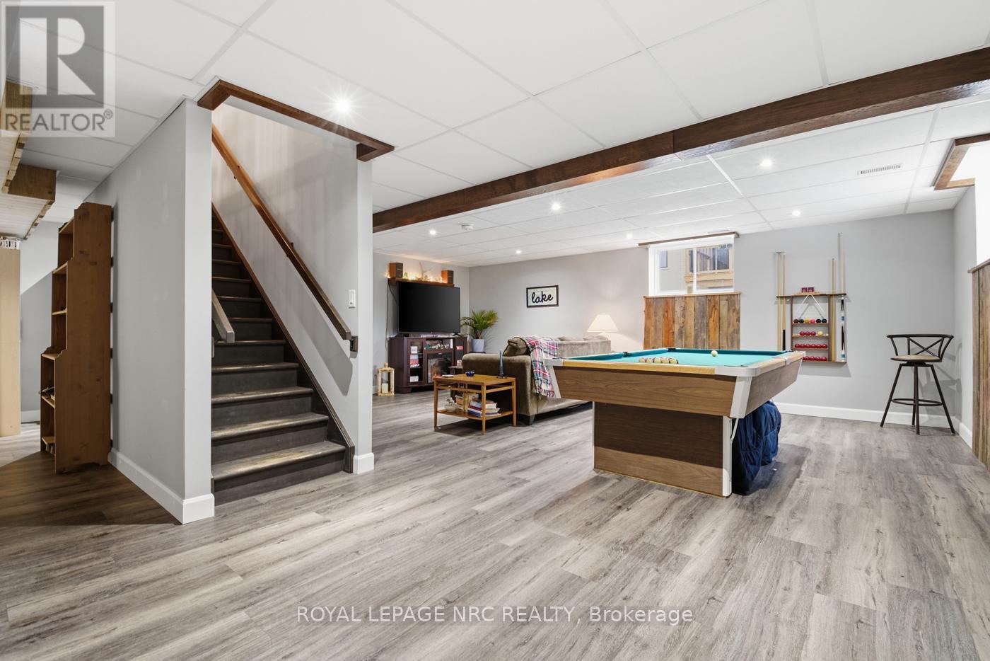 












67 HICKORY COURT

,
Port Colborne (Sugarloaf),




Ontario
L3K0B2

