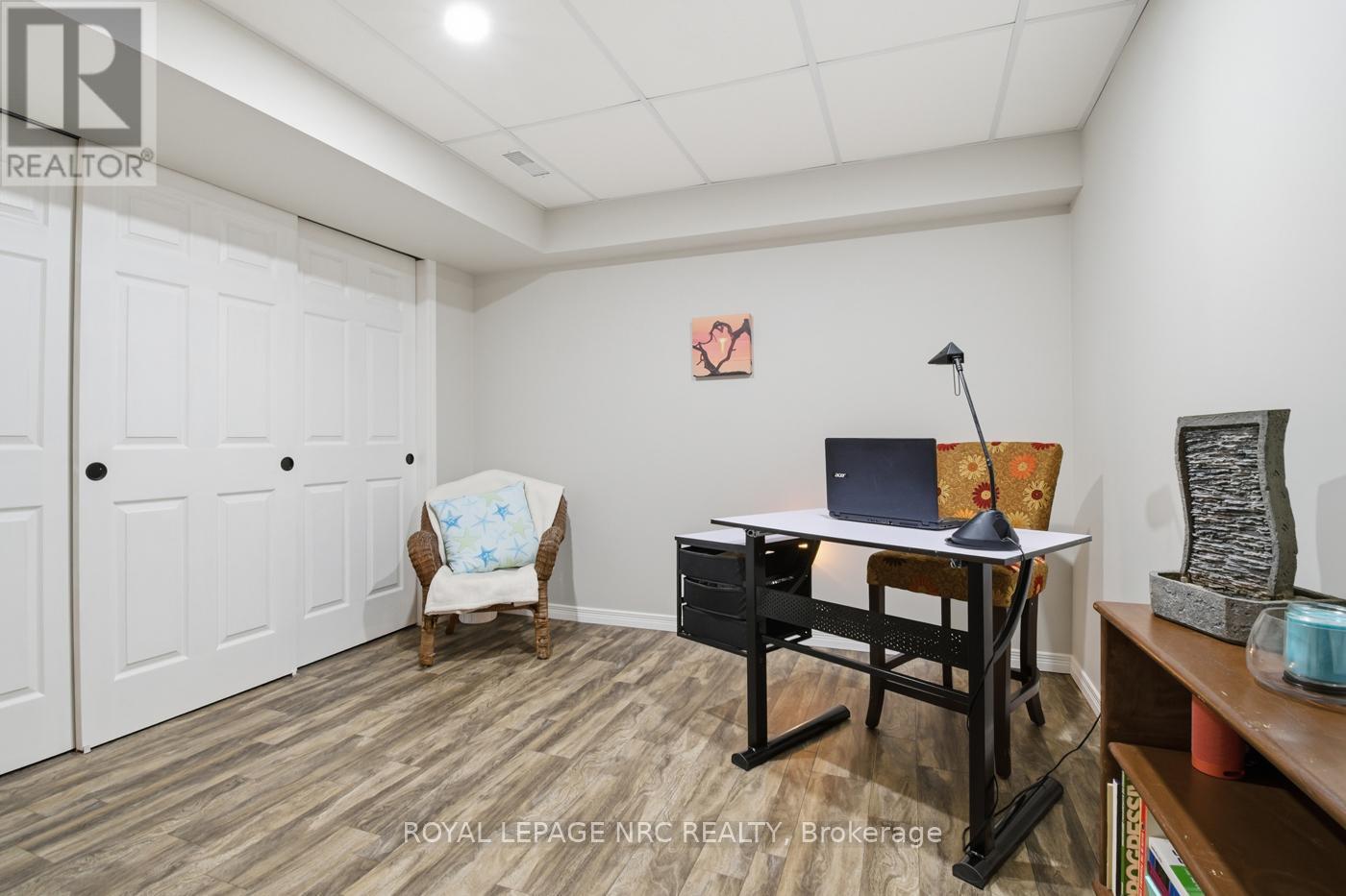 












67 HICKORY COURT

,
Port Colborne (Sugarloaf),




Ontario
L3K0B2

