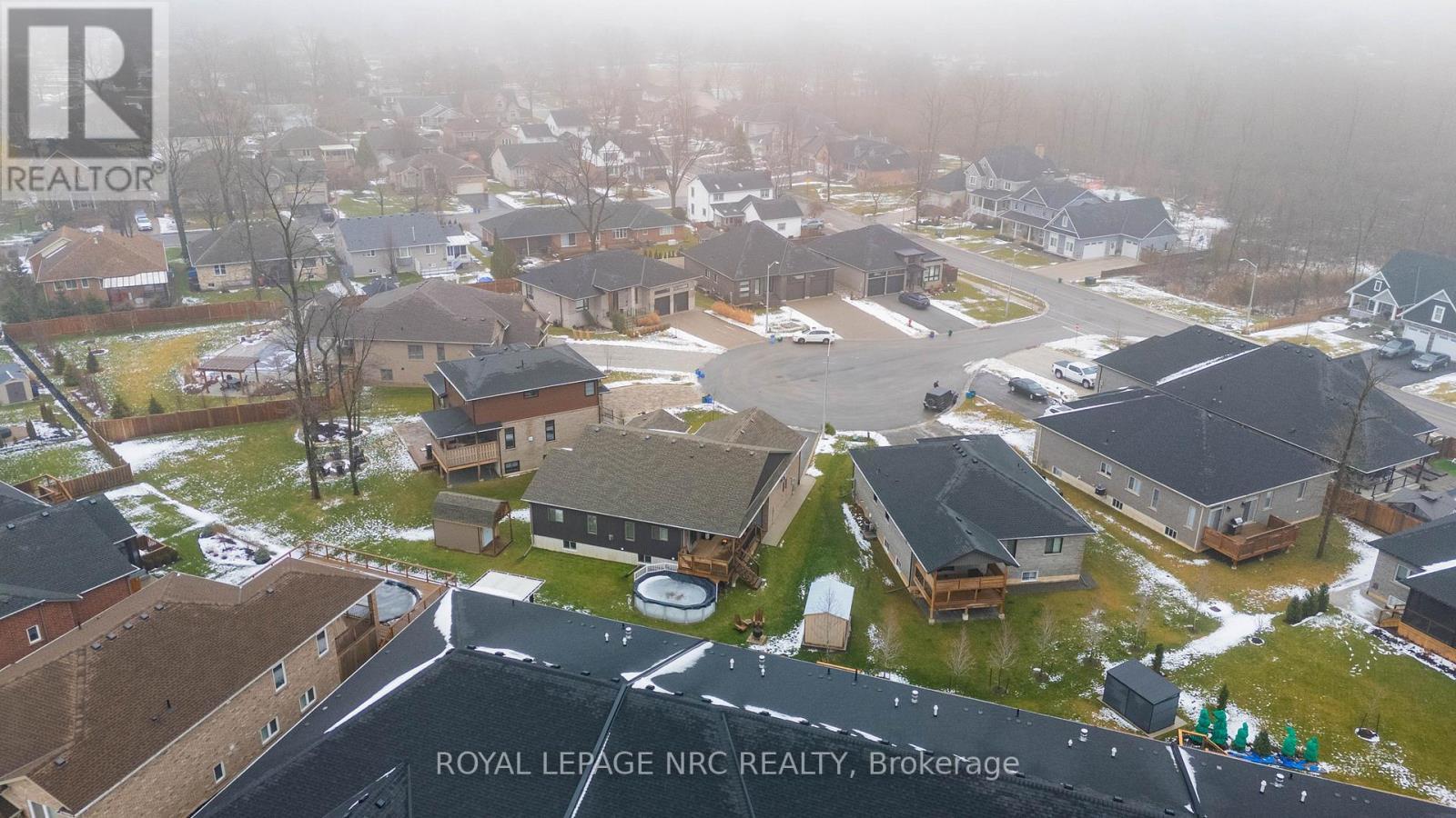 












67 HICKORY COURT

,
Port Colborne (Sugarloaf),




Ontario
L3K0B2

