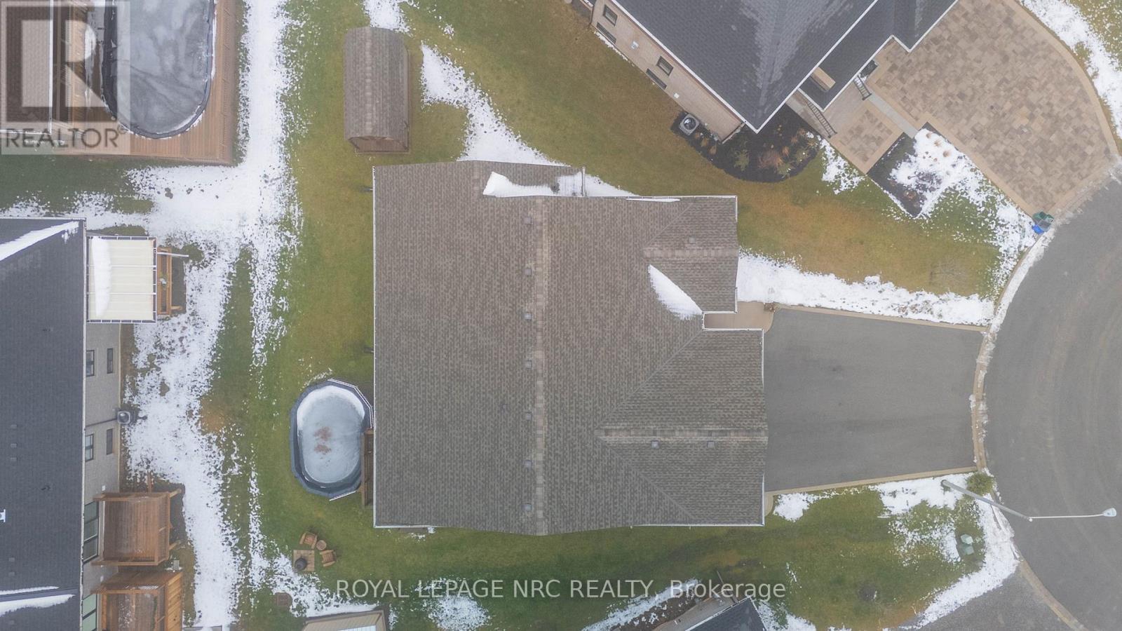 












67 HICKORY COURT

,
Port Colborne (Sugarloaf),




Ontario
L3K0B2

