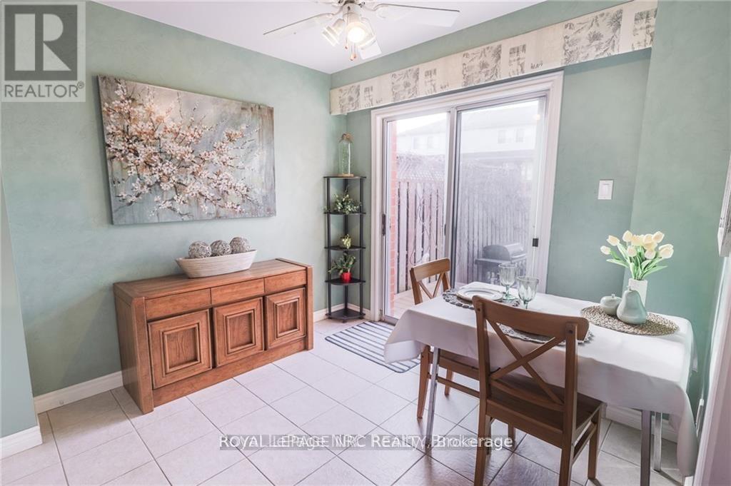 












11 TOMAHAWK DRIVE

,
Grimsby,




Ontario
L3M5G4

