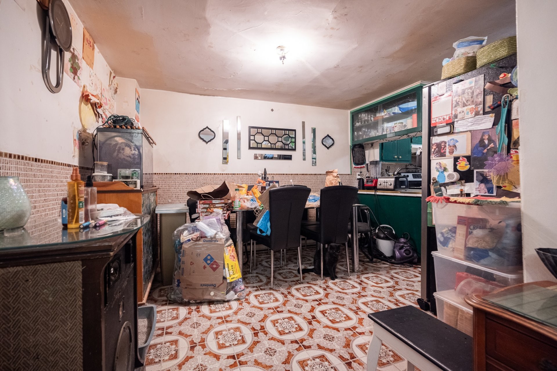 









8625


Av. d'Outremont

,
Montréal (Villeray/Saint-Michel/Parc-Extension),




QC
H3N2M9

