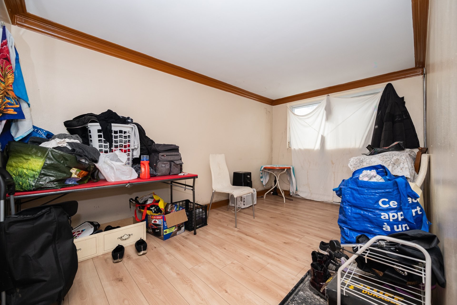 









8625


Av. d'Outremont

,
Montréal (Villeray/Saint-Michel/Parc-Extension),




QC
H3N2M9

