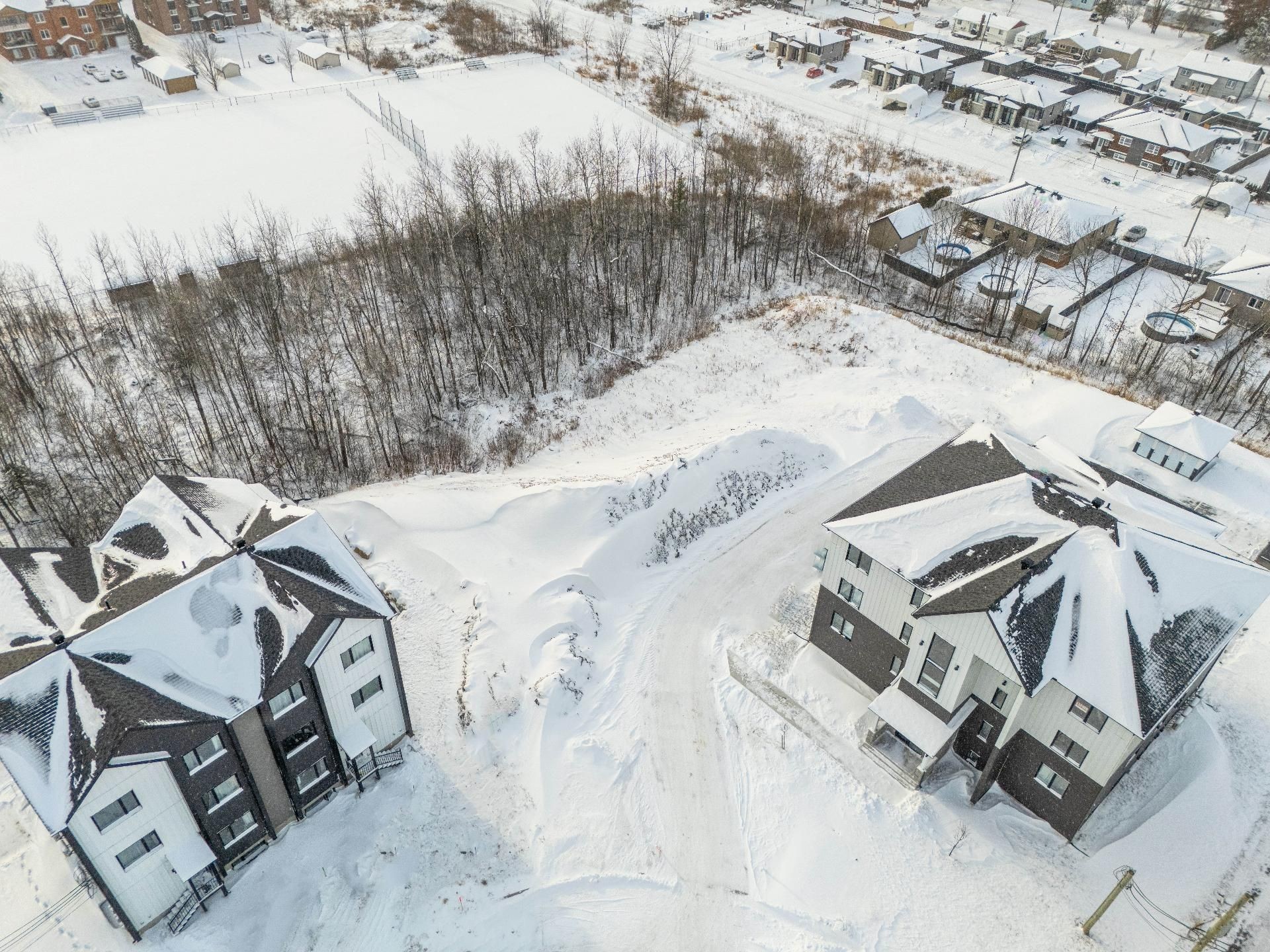 












Rue Armande-Biron

,
Sherbrooke (Brompton/Rock Forest/Saint-Élie/Deauville),







QC
J1C0W1


