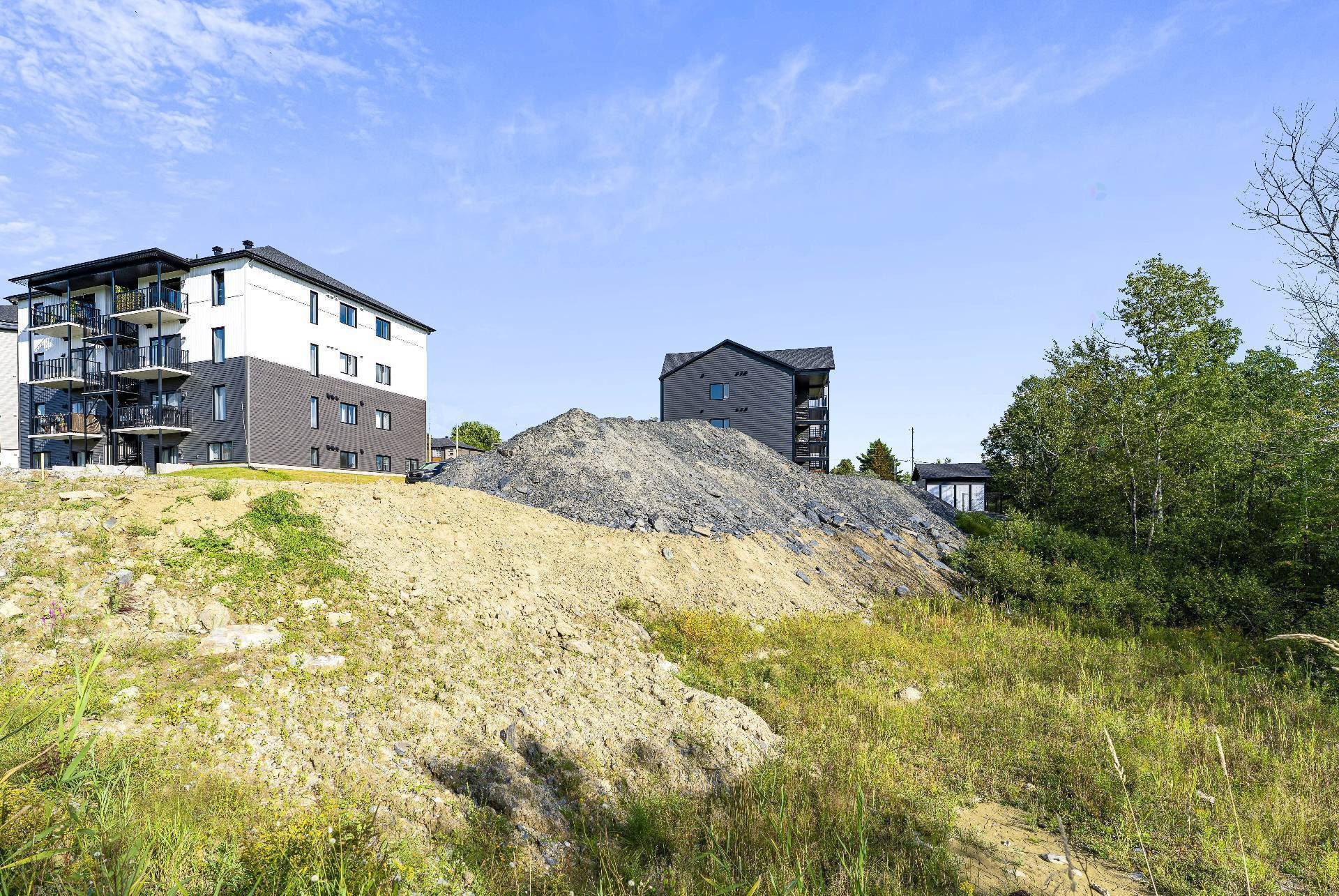 












Rue Armande-Biron

,
Sherbrooke (Brompton/Rock Forest/Saint-Élie/Deauville),







QC
J1C0W1

