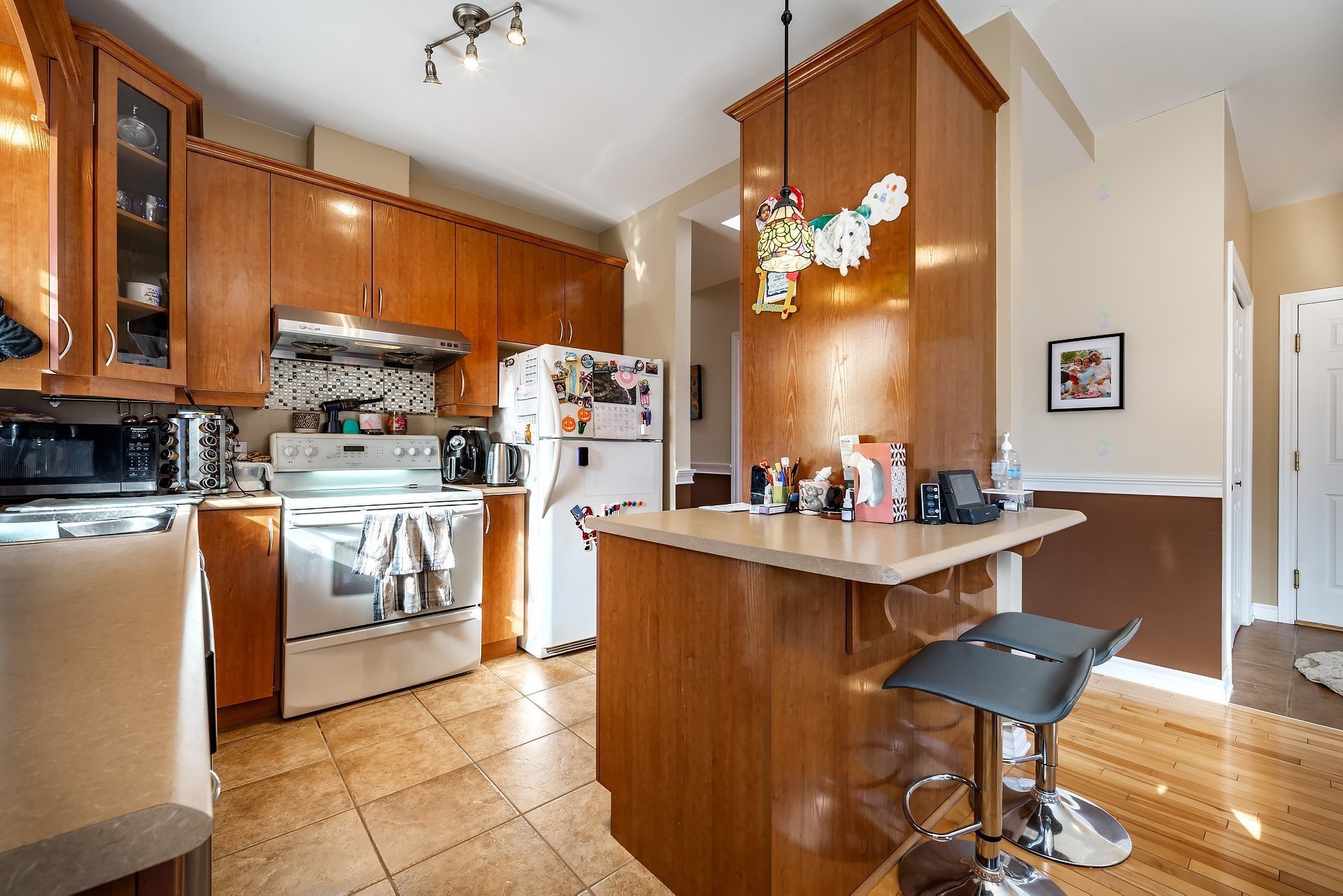 









14001


Boul. Cavendish

, 304,
Montréal (Saint-Laurent),




QC
H4R3J5

