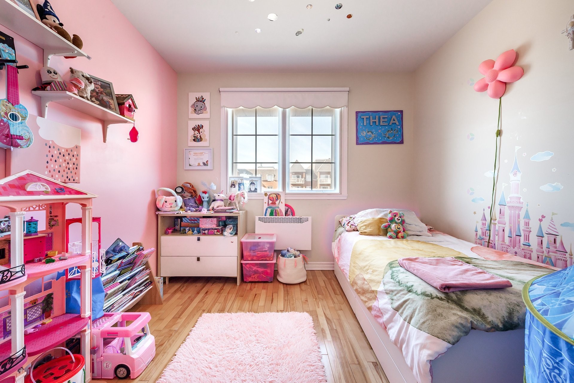 









14001


Boul. Cavendish

, 304,
Montréal (Saint-Laurent),




QC
H4R3J5

