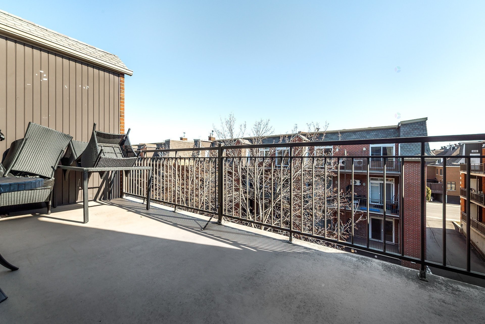 









14001


Boul. Cavendish

, 304,
Montréal (Saint-Laurent),




QC
H4R3J5

