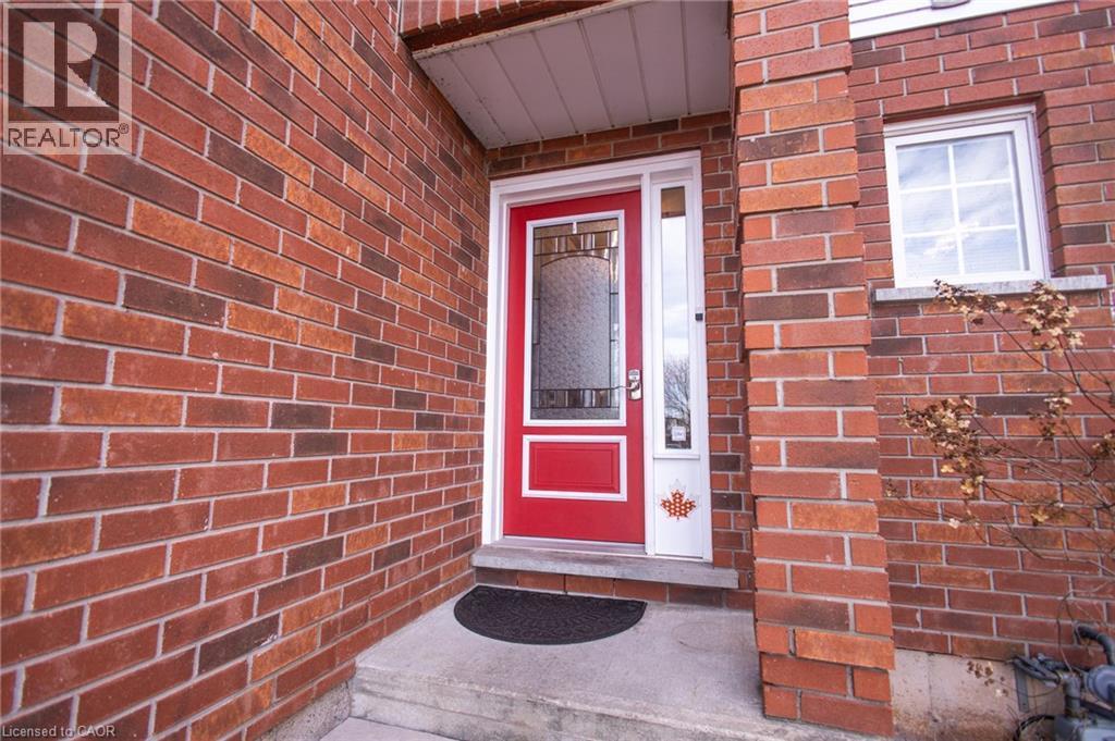 












11 TOMAHAWK Drive

,
Grimsby,




Ontario
L3M5G4

