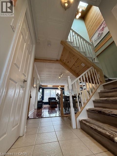 












11 TOMAHAWK Drive

,
Grimsby,




Ontario
L3M5G4

