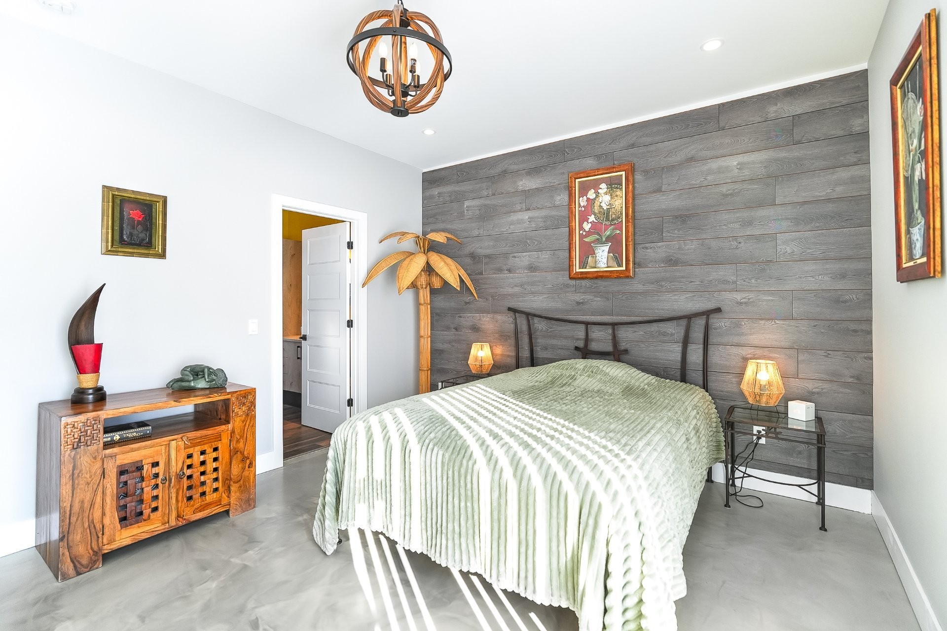 









268


Rue Montcalm

,
Saint-Colomban,




QC
J5K2N3

