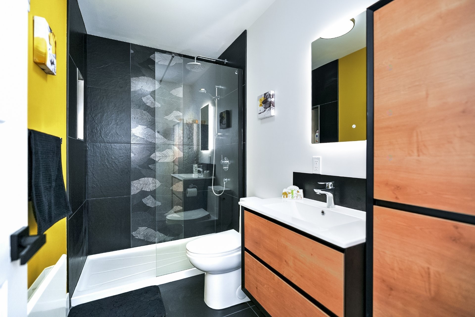 









268


Rue Montcalm

,
Saint-Colomban,




QC
J5K2N3

