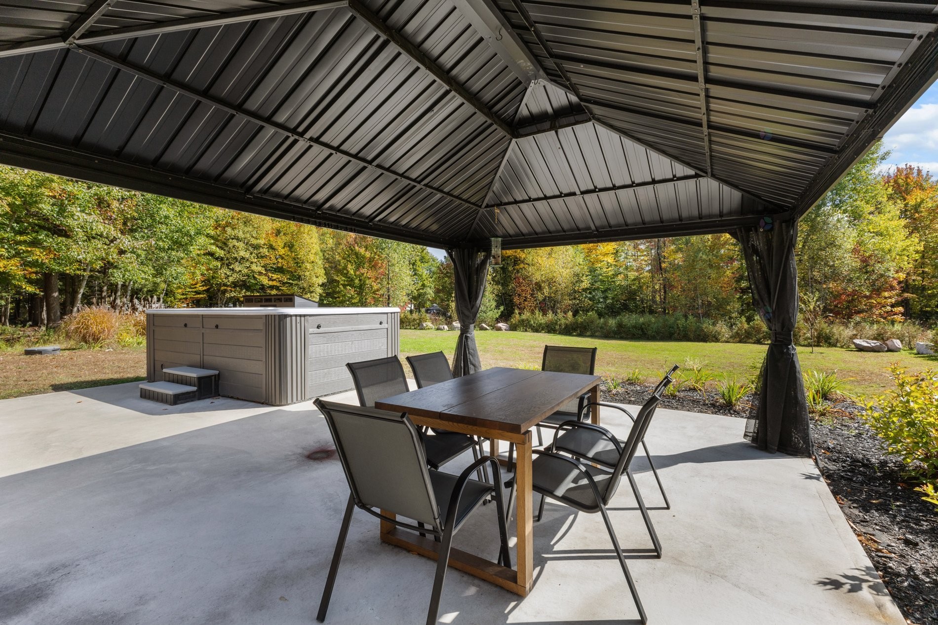 









268


Rue Montcalm

,
Saint-Colomban,




QC
J5K2N3

