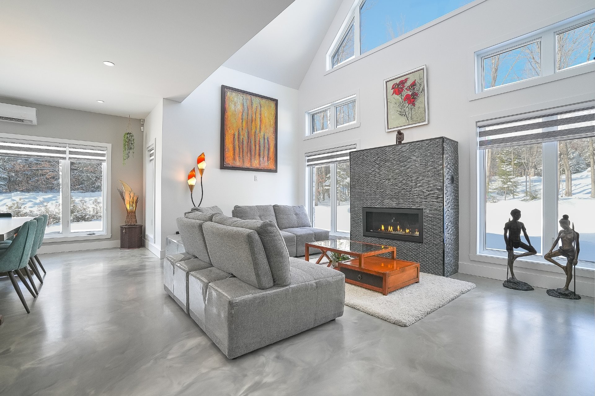 









268


Rue Montcalm

,
Saint-Colomban,




QC
J5K2N3

