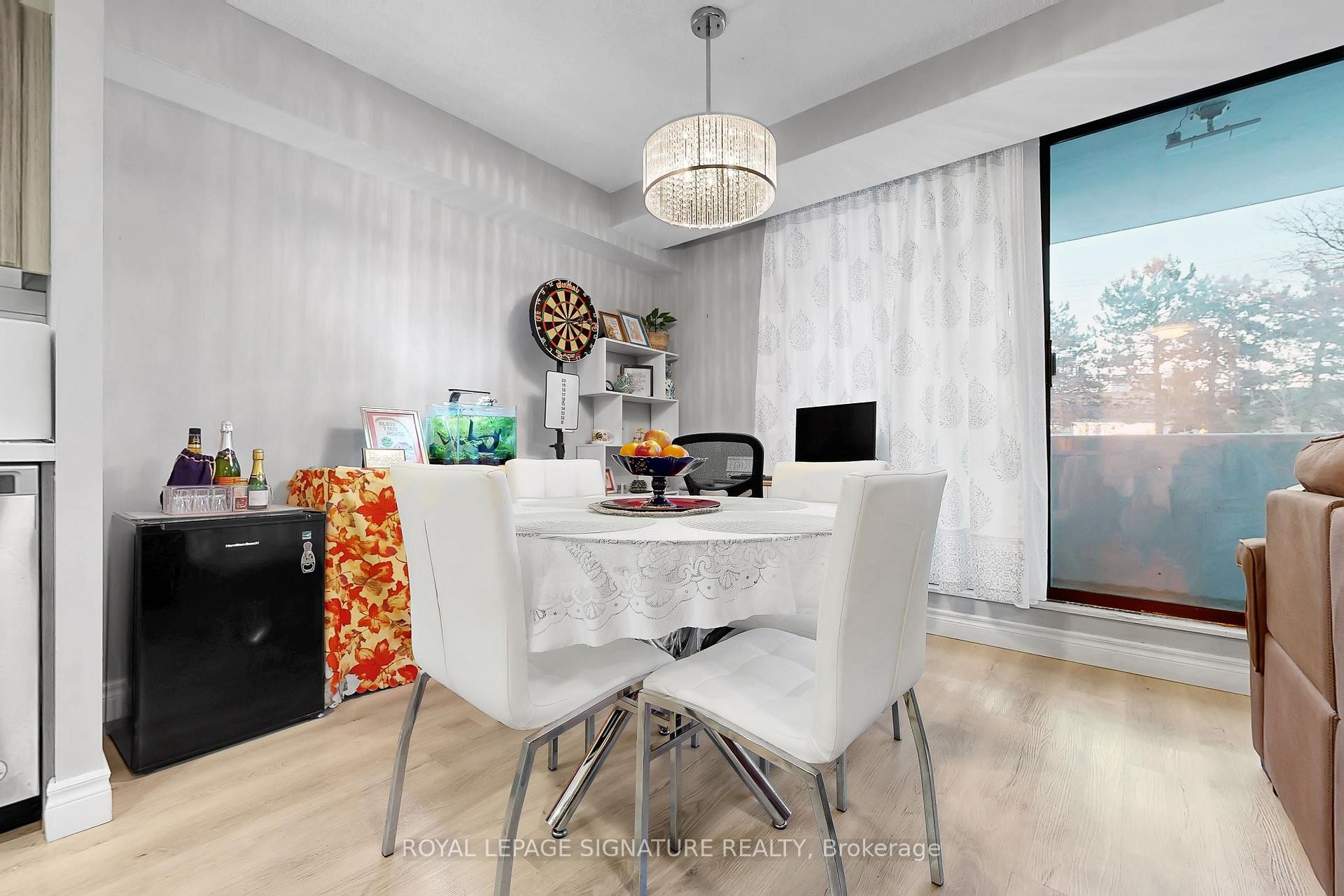 









301


Prudential

Drive, 101,
Toronto,




ON
M1P 4V3

