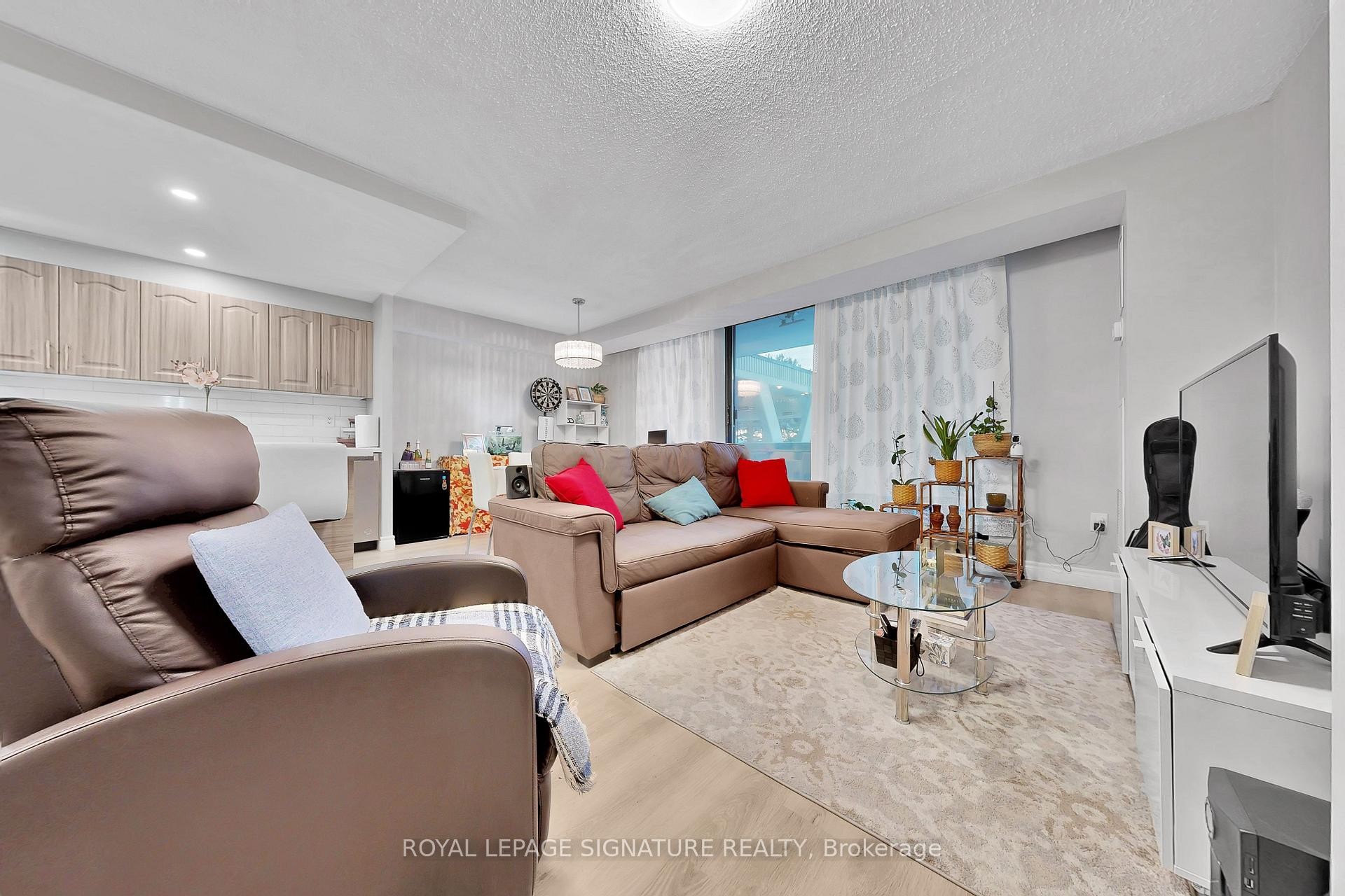 









301


Prudential

Drive, 101,
Toronto,




ON
M1P 4V3

