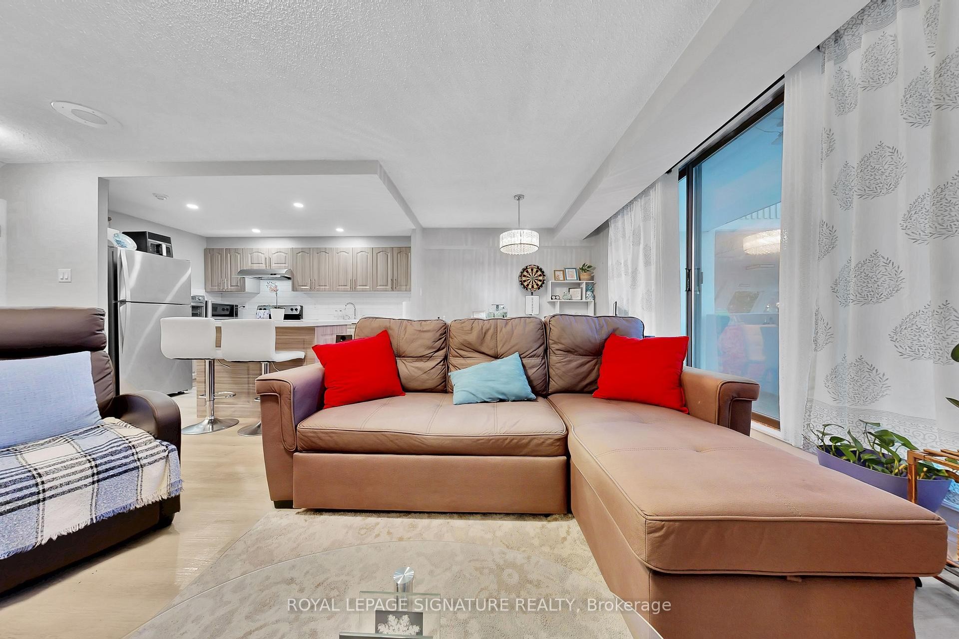 









301


Prudential

Drive, 101,
Toronto,




ON
M1P 4V3

