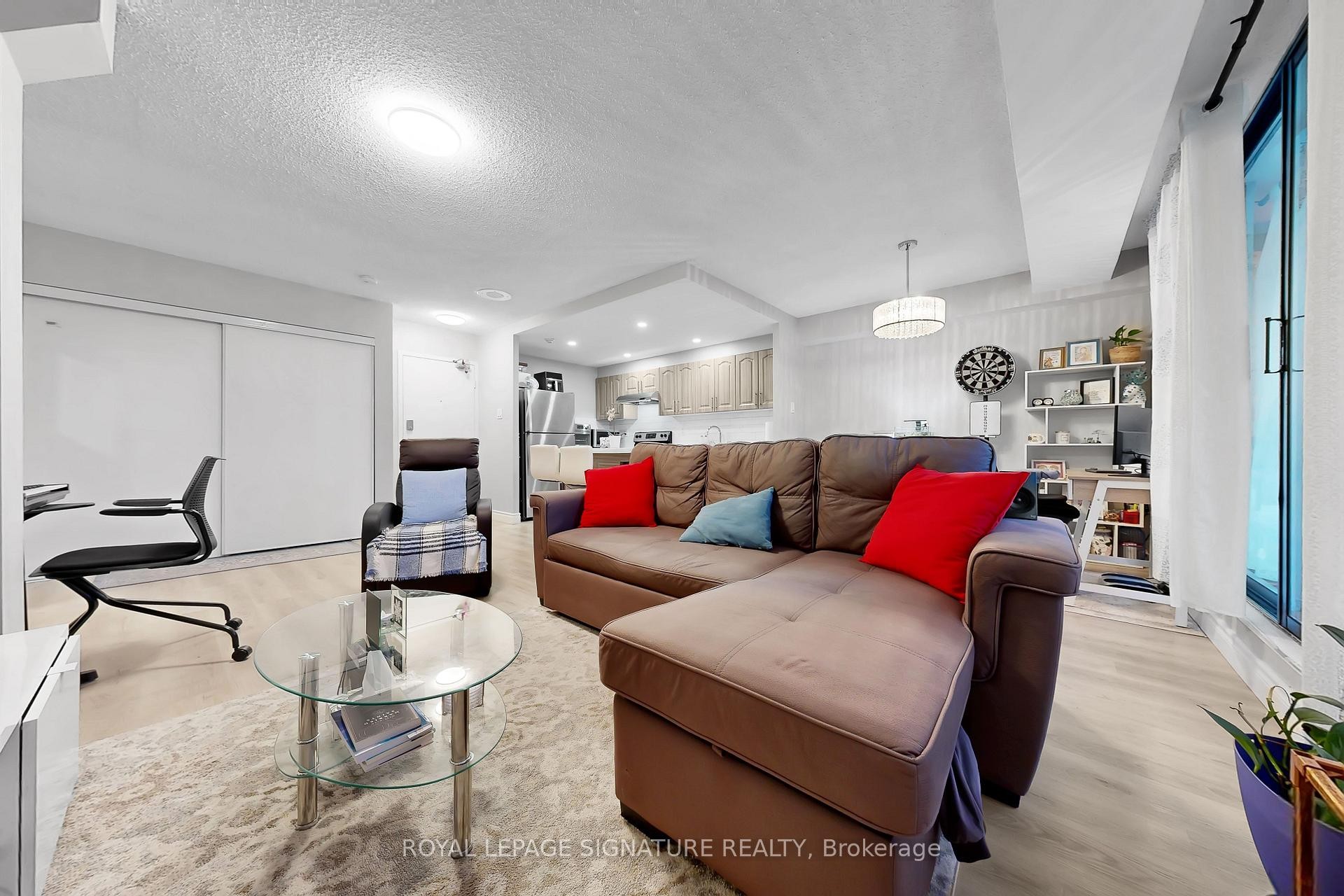 









301


Prudential

Drive, 101,
Toronto,




ON
M1P 4V3

