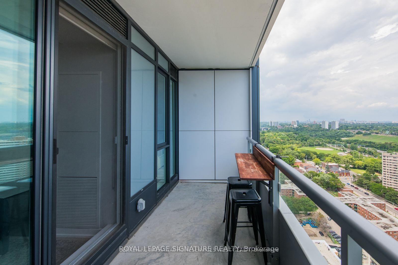 









225


Sumach

Street, 2712,
Toronto,




ON
M5A 3K3

