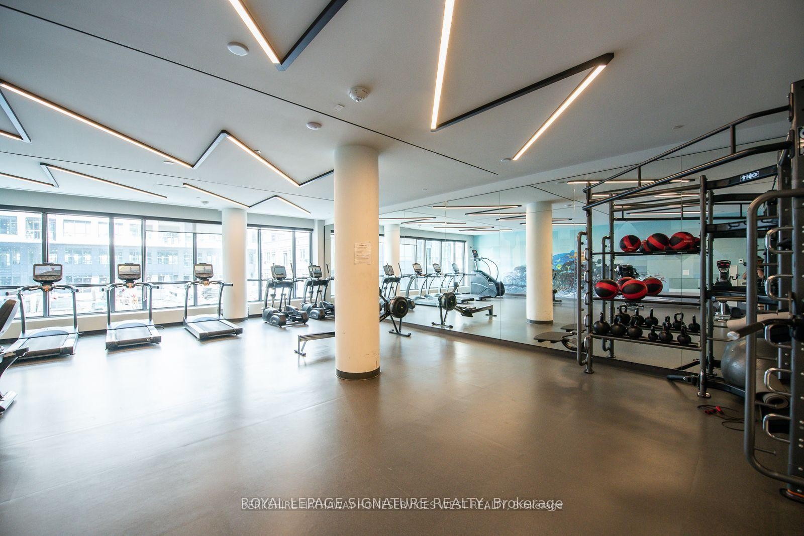 









225


Sumach

Street, 2712,
Toronto,




ON
M5A 3K3

