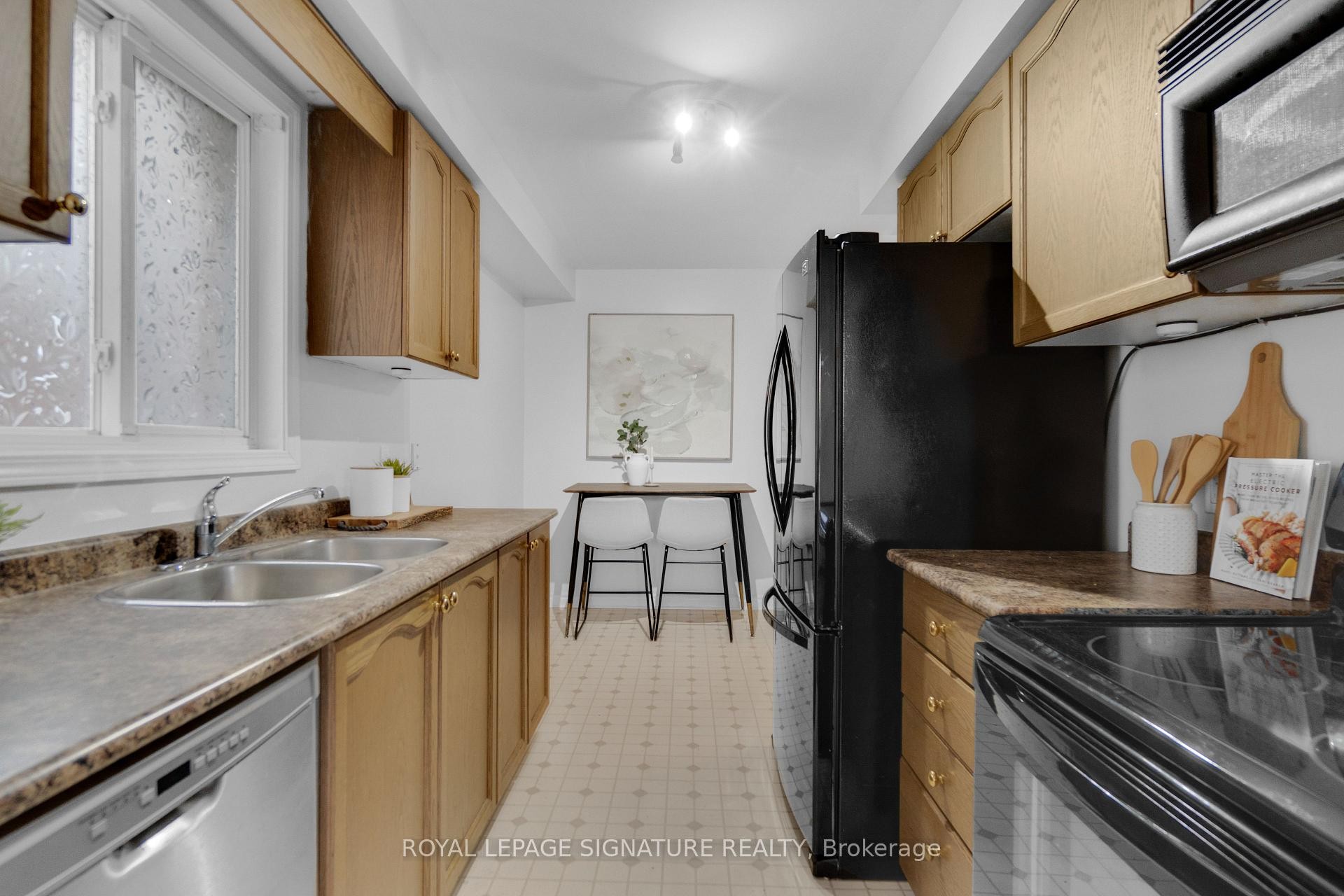 









37


Wrendale

Crescent,
Georgina,




ON
L4P 4C4

