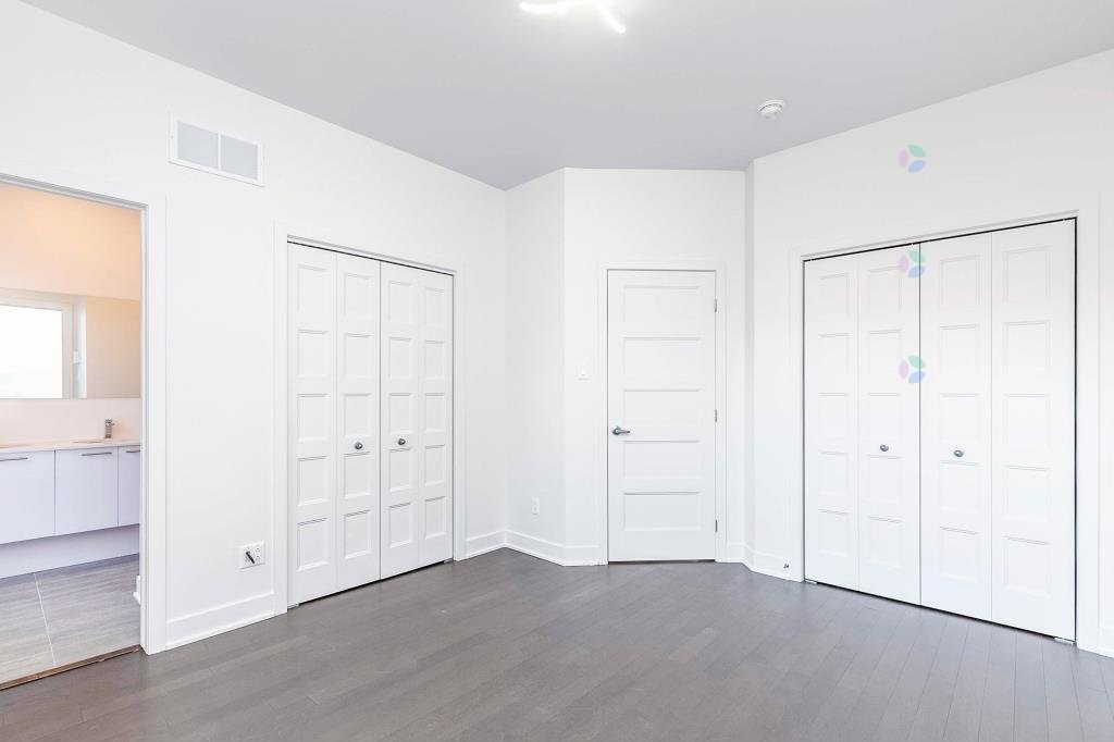 









202


Av. Jenkins

,
Montréal (Lachine),




QC
H8S0A1

