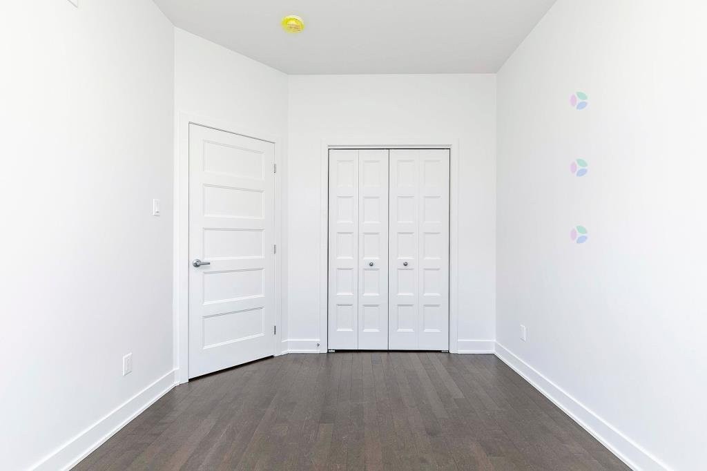 









202


Av. Jenkins

,
Montréal (Lachine),




QC
H8S0A1

