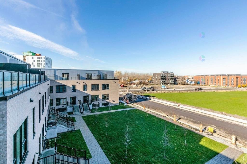 









202


Av. Jenkins

,
Montréal (Lachine),




QC
H8S0A1

