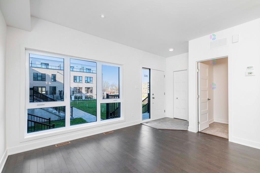 









202


Av. Jenkins

,
Montréal (Lachine),




QC
H8S0A1

