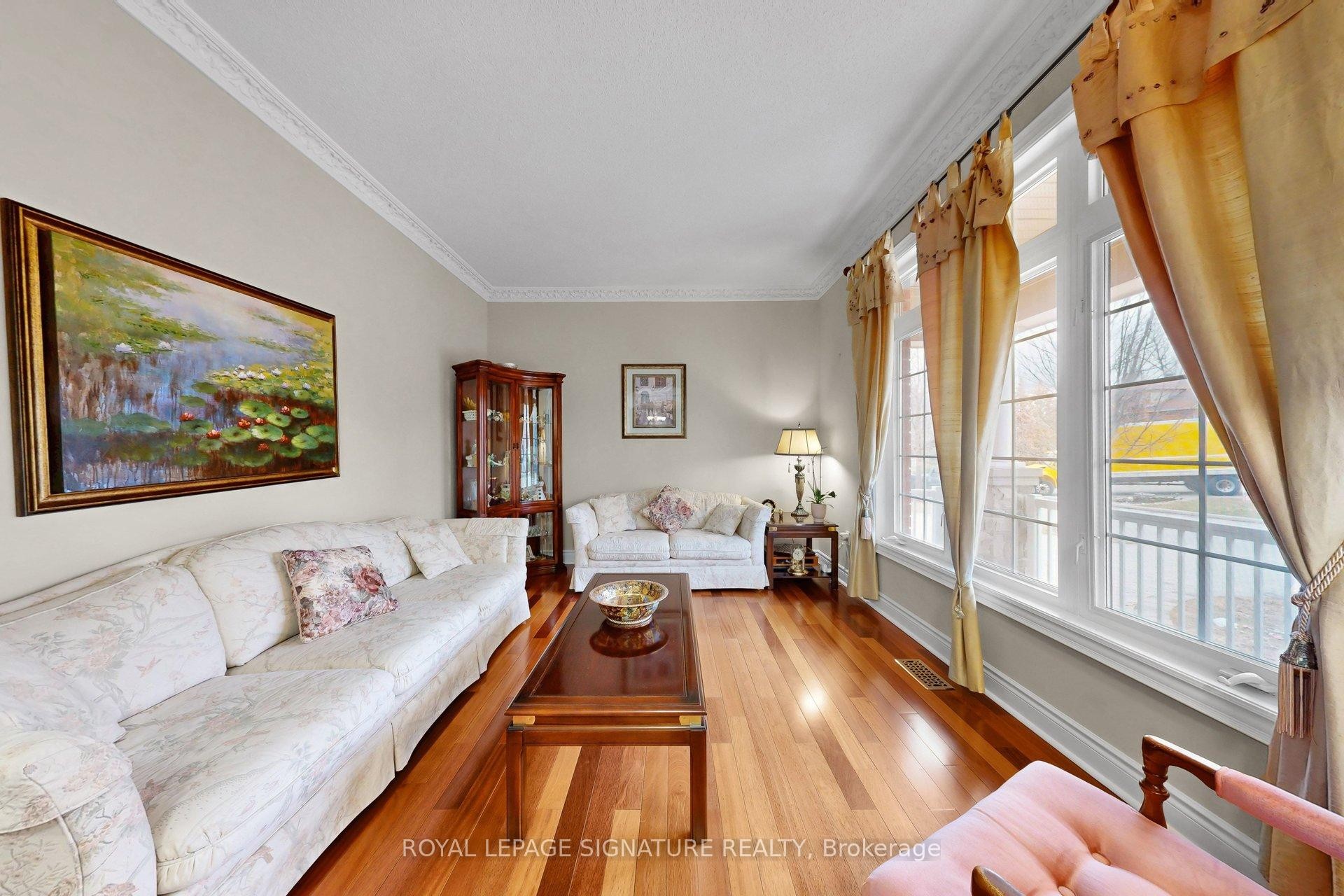 









1590


Hallstone

Road,
Brampton,




ON
L6Y 5K8

