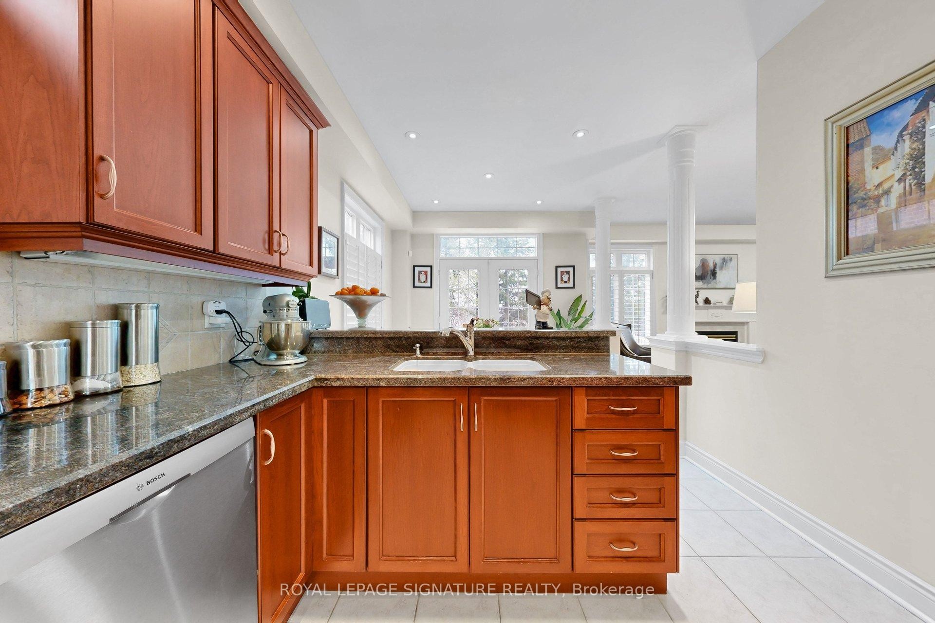 









1590


Hallstone

Road,
Brampton,




ON
L6Y 5K8

