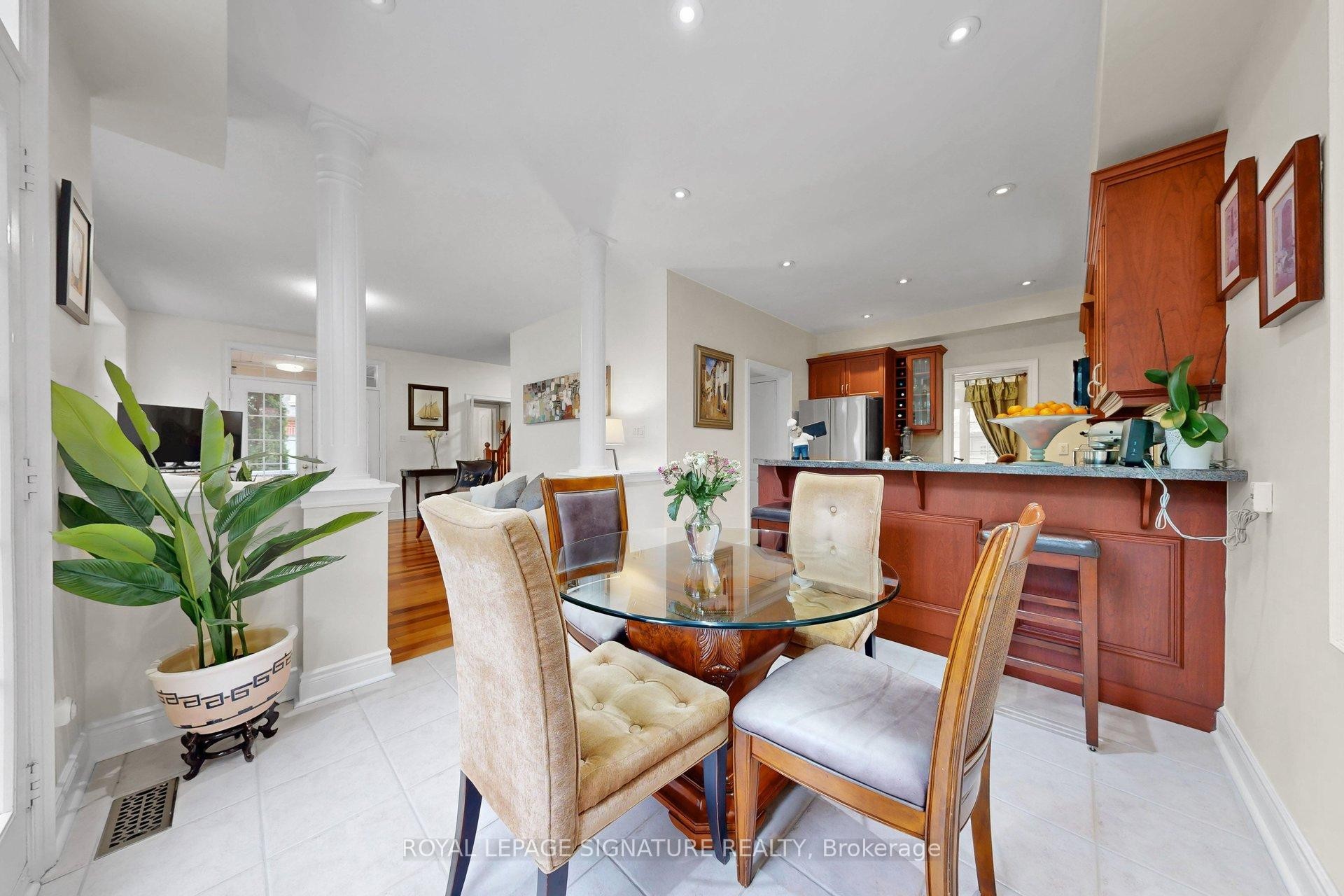 









1590


Hallstone

Road,
Brampton,




ON
L6Y 5K8

