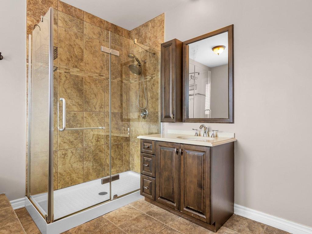









15215


Place Bellerive

,
L'Île-Bizard/Sainte-Geneviève (Montréal),




QC
H9H1A1

