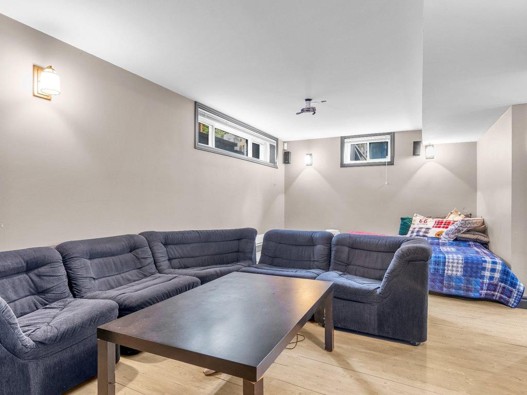 









15215


Place Bellerive

,
L'Île-Bizard/Sainte-Geneviève (Montréal),




QC
H9H1A1

