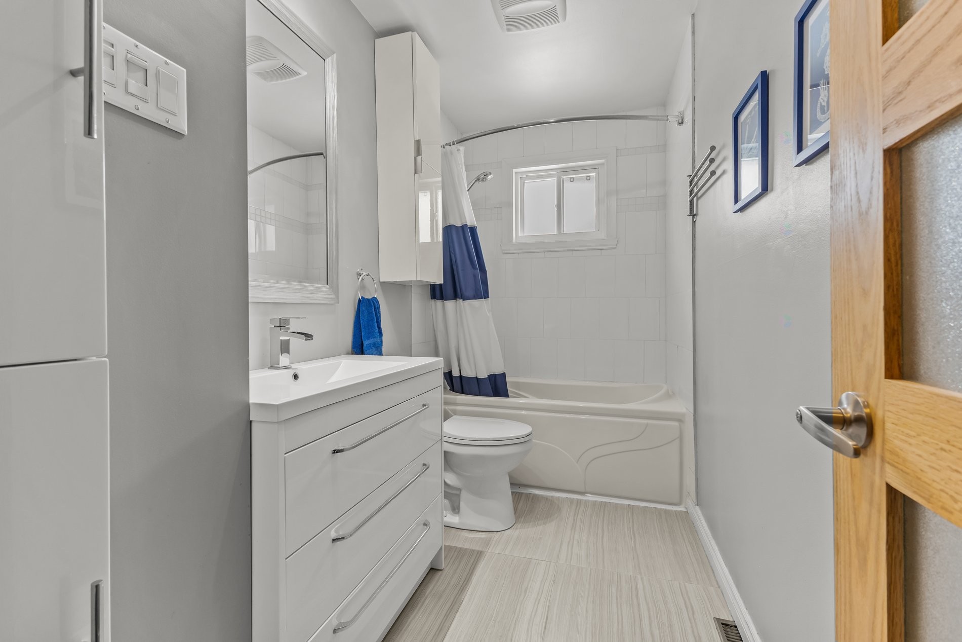 









4790


Rue Dugas

,
Montréal (Pierrefonds-Roxboro),




QC
H9J2B8

