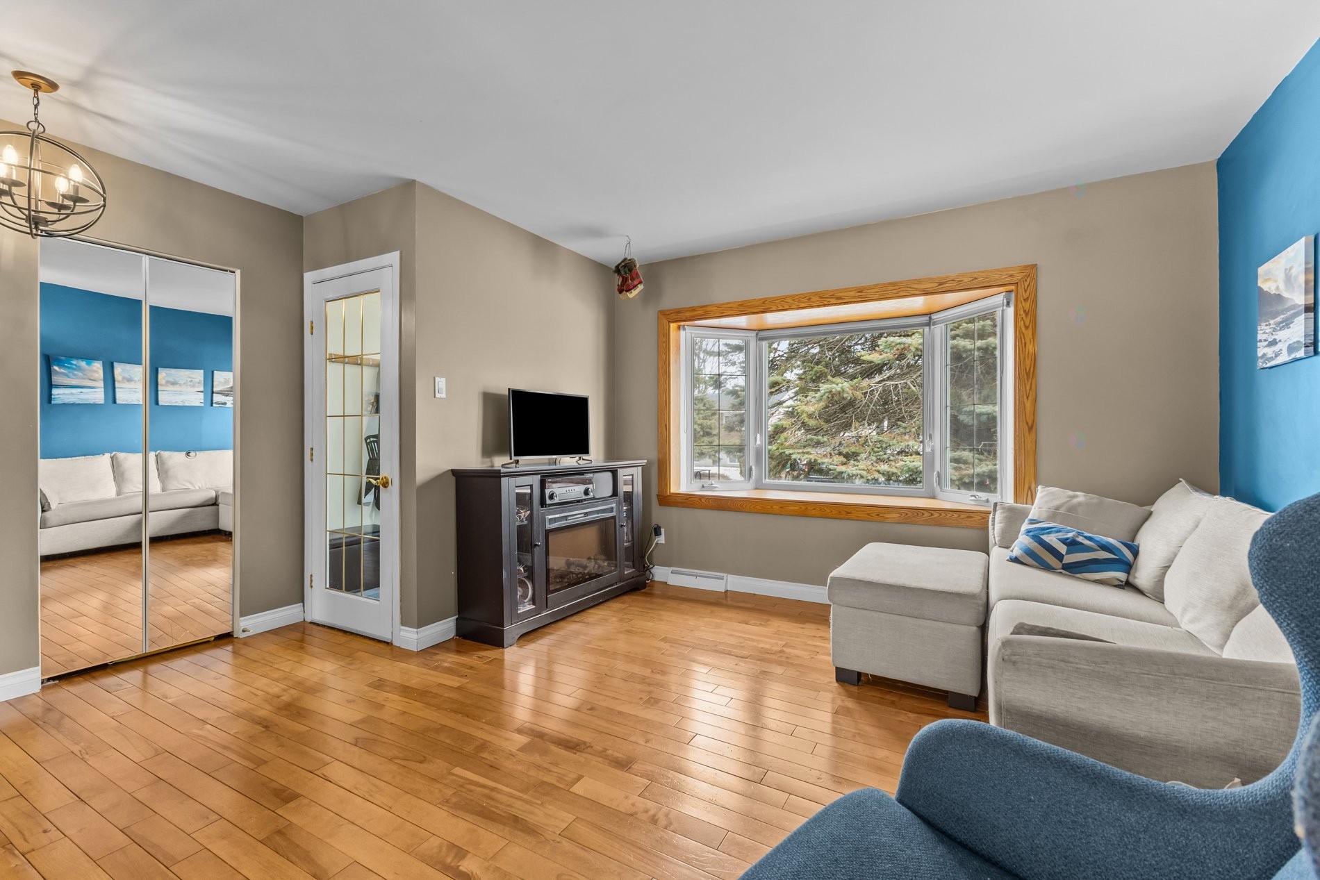 









4790


Rue Dugas

,
Montréal (Pierrefonds-Roxboro),




QC
H9J2B8

