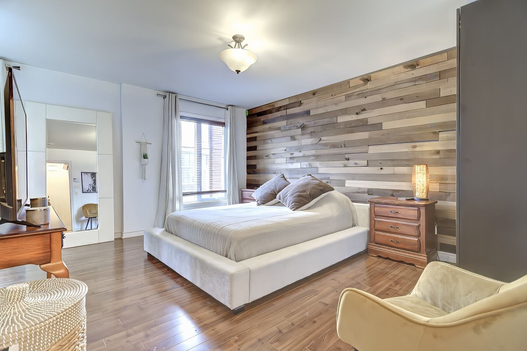 









638


Rue des Sureaux

, 2,
Boucherville,




QC
J4B0J4

