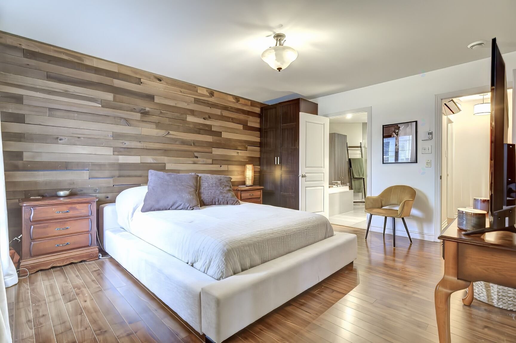 









638


Rue des Sureaux

, 2,
Boucherville,




QC
J4B0J4

